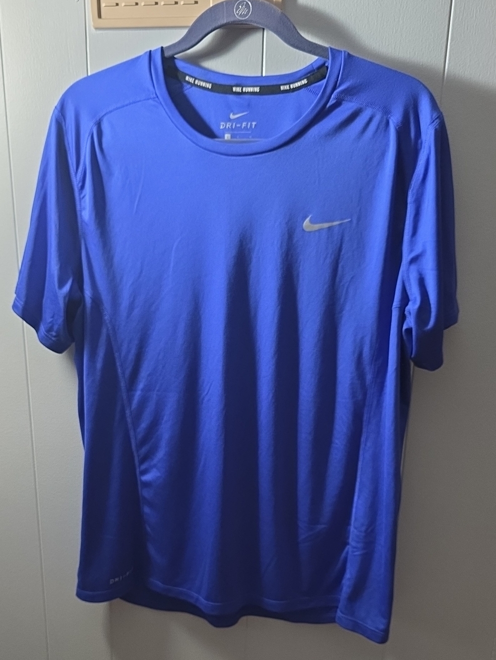 Nike Short Sleeve Dri-FIT Tee in Royal/Blue